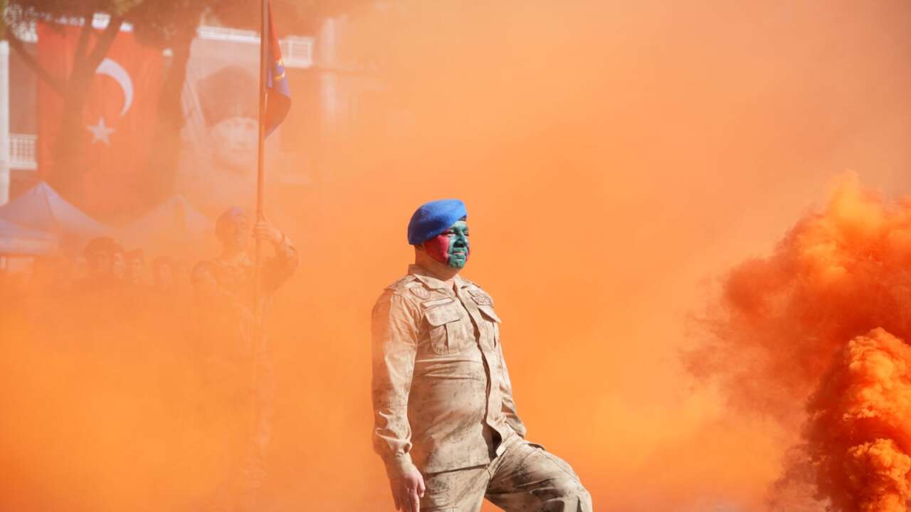 Muğla’da  “Zıpkınlardan” Nefes Kesen Gösteri 4
